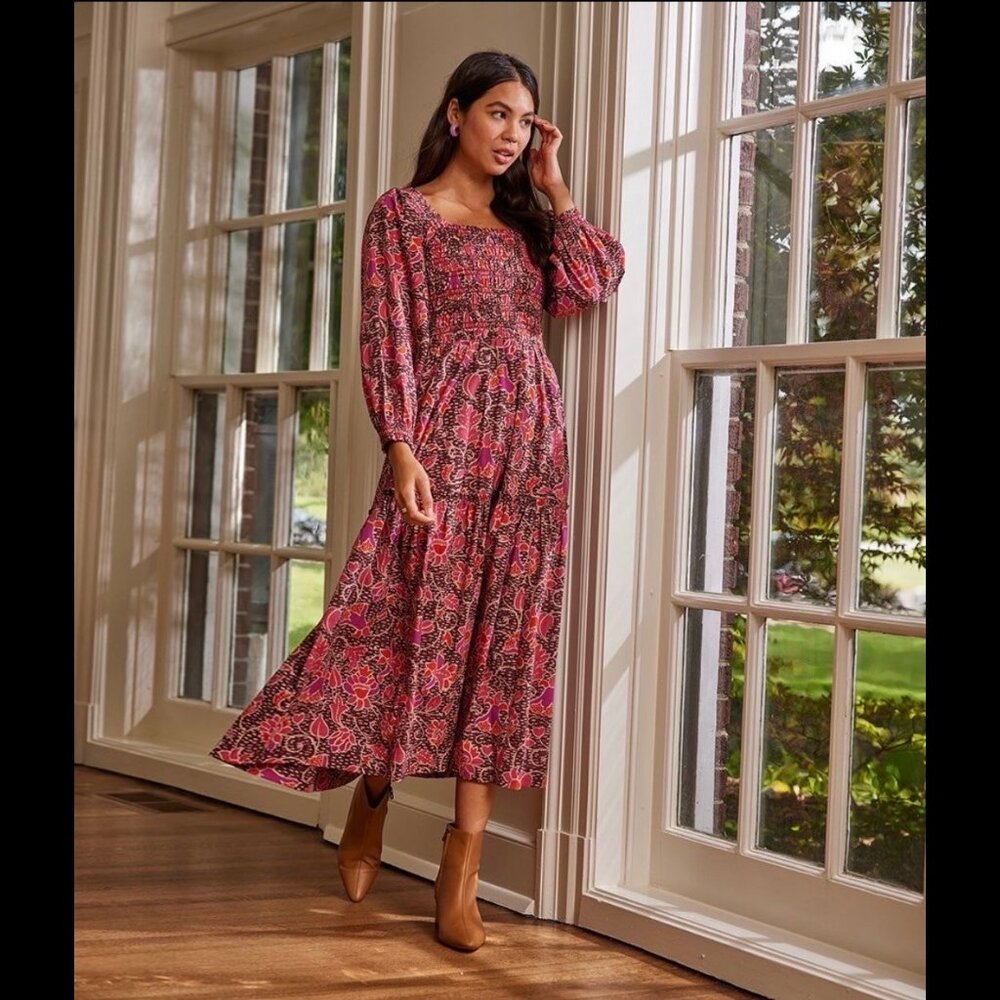 Smocked Midi Dress with Pockets Summersalt ( Port Royale )